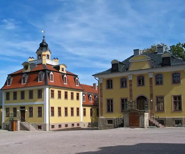 Beethovenhaus_und_Bachhaus_des_Schloss_Belvedere.