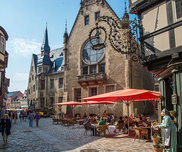Das Rathaus von Quedlinburg in der Breiten Straße.